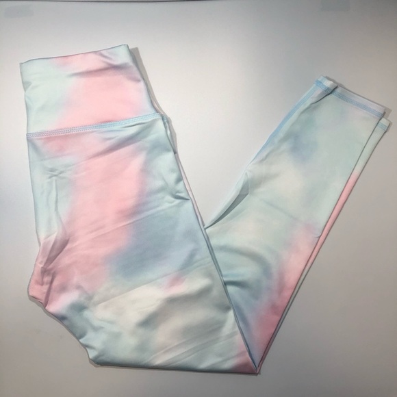 147. ☀️Cleo Tie Dye Workout Set☀️ - Picture 10 of 11